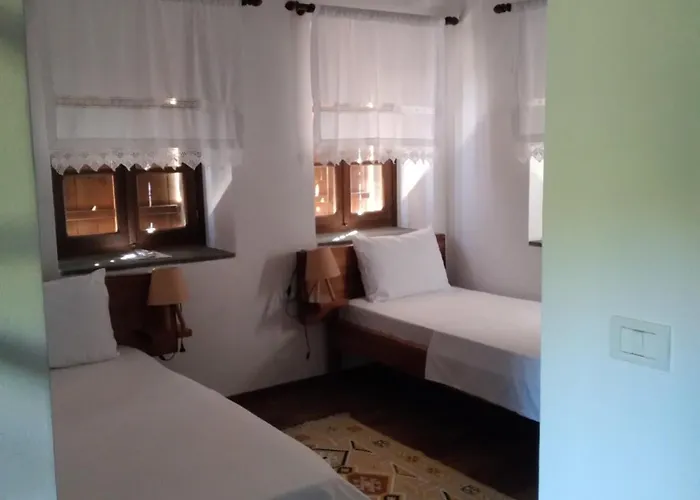 Shtepia E Trendafilave *